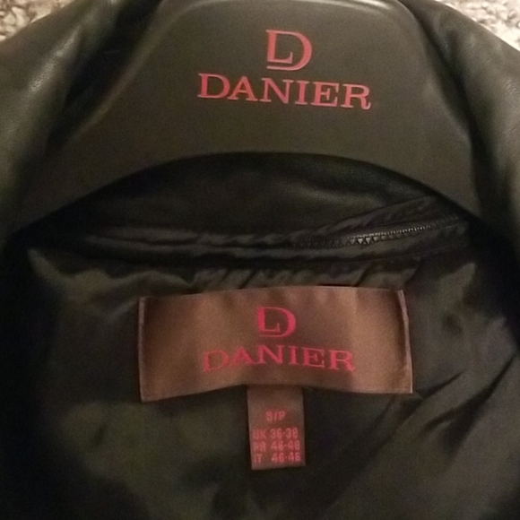 Danier Leather Jacket - Picture 11 of 17